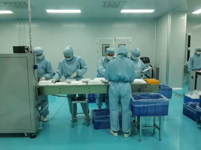 十萬級(jí)醫(yī)用口罩車間工藝結(jié)構(gòu)材料介紹？